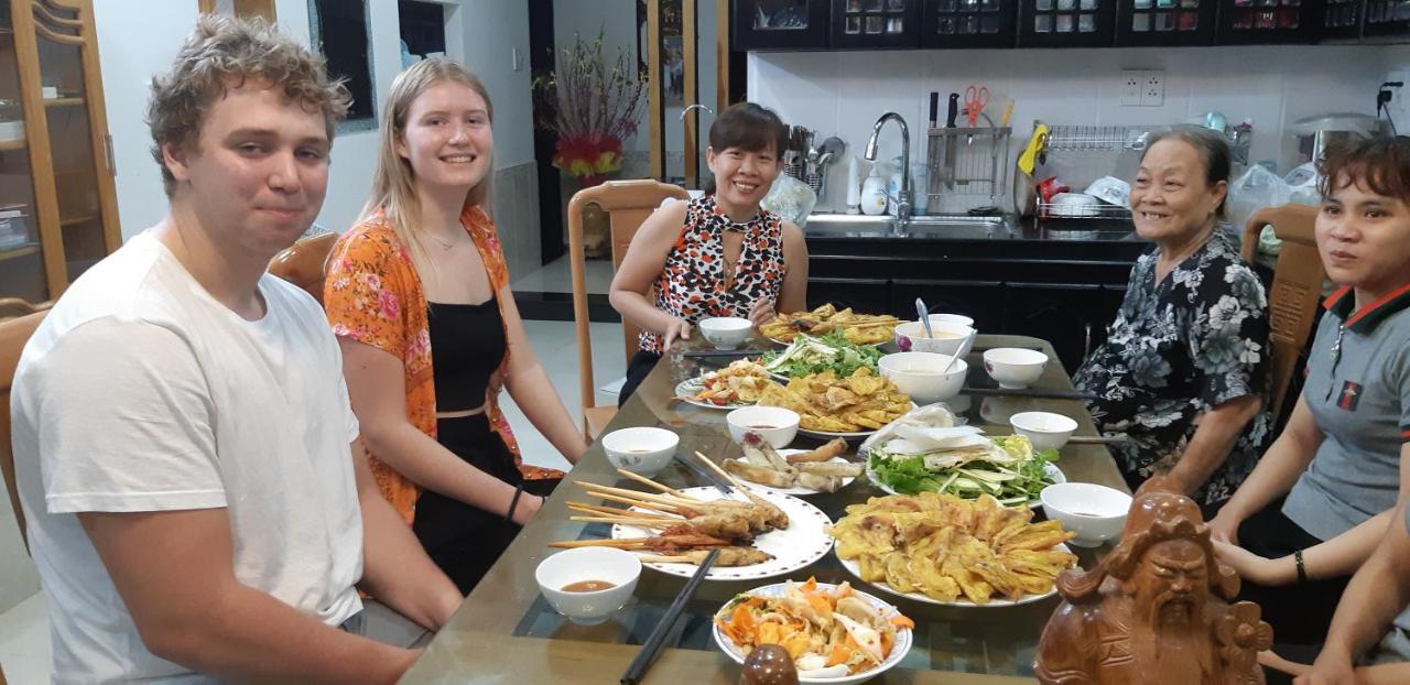 Nhu Y Homestay ฮอยอัน ภายนอก รูปภาพ