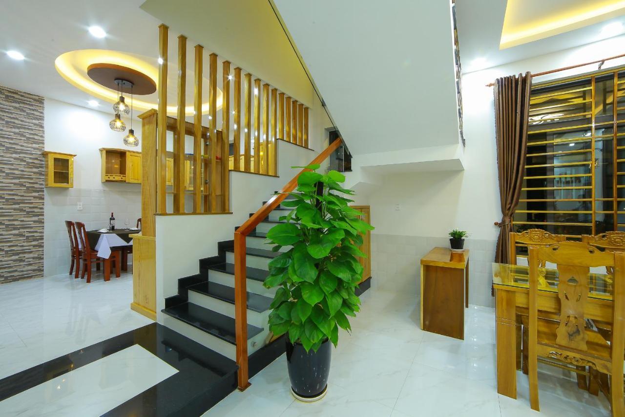 Nhu Y Homestay ฮอยอัน ภายนอก รูปภาพ